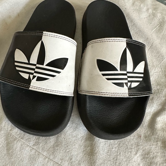 Adidas slides - Picture 2 of 6